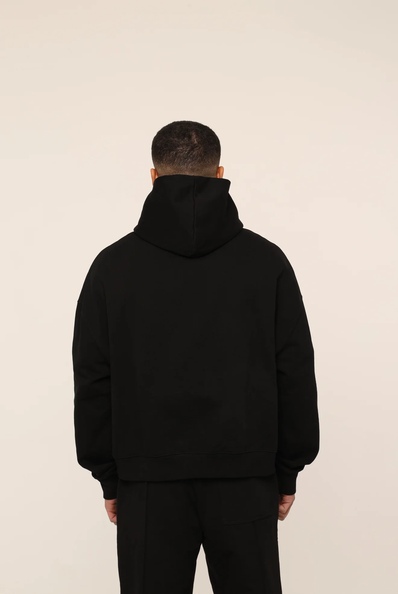 BLANCS PULLOVER HOODIE - BLACK - Image 4